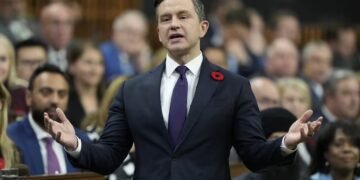 കാനഡ-ആൽബർട്ട പൈപ്പ്ലൈൻ കരാർ: ലിബറൽ സർക്കാരിനെ സമ്മർദ്ദത്തിലാക്കി കൺസർവേറ്റീവുകൾ വോട്ടെടുപ്പിന്