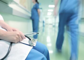 niagara-mpps-slam-hospital