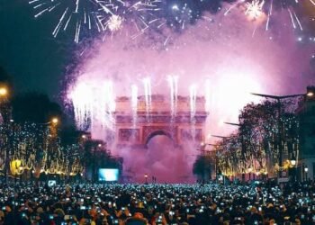 paris newyear eve