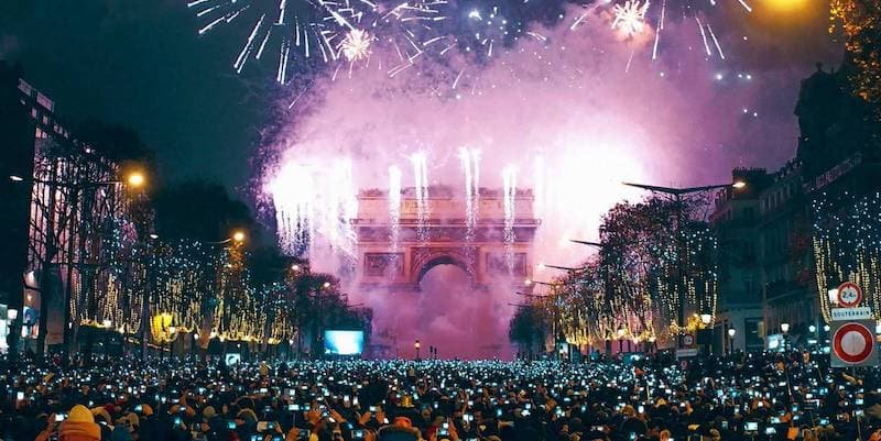 paris newyear eve