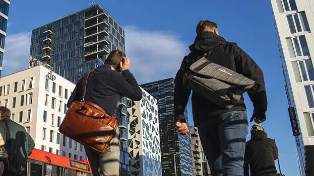 കൈനിറയെ ശമ്പളം, കുടുംബത്തോടൊപ്പം ധാരാളം സമയം: ഇങ്ങനൊരു ജോലി ആഗ്രഹിക്കാത്തവർ ആരുണ്ട്?; സന്തോഷമുള്ള ഈ രാജ്യത്തിന്റെ തൊഴിൽ രീതിയെ കുറിച്ചറിയാം 1 -timing-in-norway