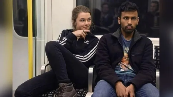 Indian Man Sitting Next To Game Of Thrones Actor Maisie Williams Read more at: https://www.oneindia.com/entertainment/really-was-this-indian-man-sitting-next-to-game-of-thrones-actor-maisie-williams-on-german-metro-f-7937069.html