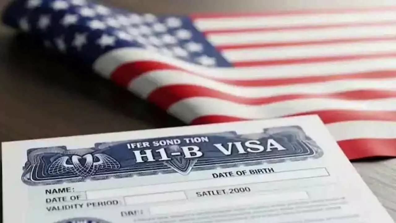 അമേരിക്കൻ തൊഴിലാളികൾക്ക് മുൻഗണന: 2027 വരെ പുതിയ എച്ച്-1ബി വിസകൾക്ക് നിയന്ത്രണവുമായി ടെക്സാസ്