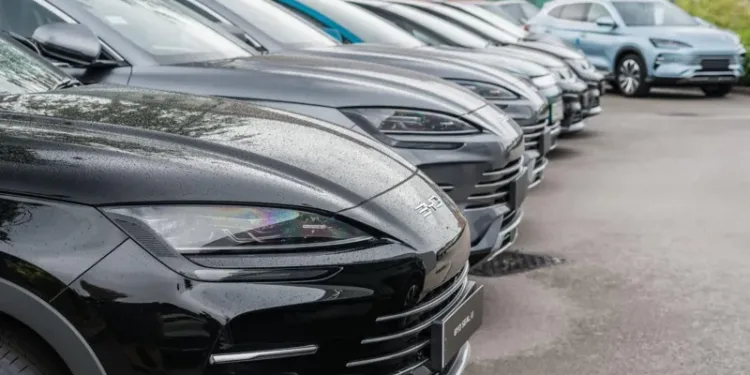 ടെസ്ലയെ പിന്തള്ളി ചൈനീസ് കരുത്ത്; ബി.വൈ.ഡി ഇനി ലോകത്തെ ഒന്നാം നമ്പർ വൈദ്യുത വാഹന നിർമ്മാതാക്കൾ 1 ടെസ്ലയെ പിന്തള്ളി ചൈനീസ് കരുത്ത്; ബി.വൈ.ഡി ഇനി ലോകത്തെ ഒന്നാം നമ്പർ വൈദ്യുത വാഹന നിർമ്മാതാക്കൾ