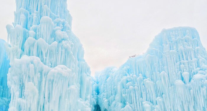 Ice palaces and colorful wonders; Record number of tourists to enjoy Canada's winter beauty