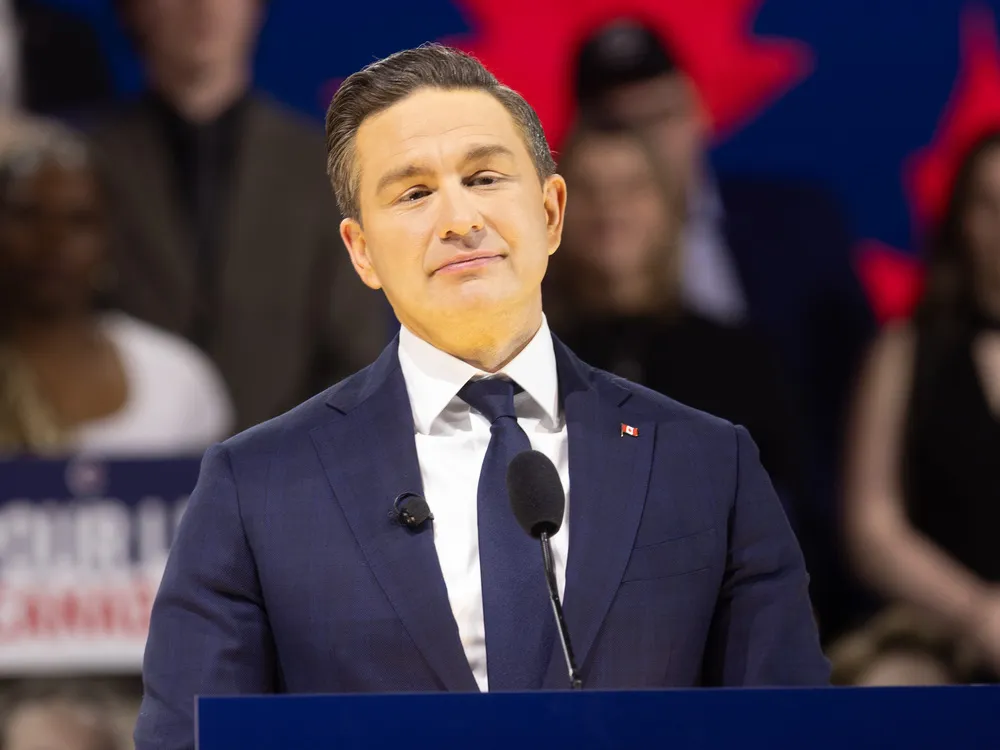 നേതൃത്വ വോട്ടെടുപ്പിൽ പിയറി പൊയിലീവ്രെക്ക് വൻ വിജയം; 87.4% വോട്ടുകളോടെ സ്ഥാനം സുരക്ഷിതം