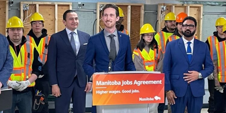 വിനിപെഗിലും ബ്രാൻഡനിലും പുതിയ സ്കൂളുകൾ വരുന്നു; നിർമ്മാണം ഈ ആഴ്ച ആരംഭിക്കും, പ്രഖ്യാപനവുമായി പ്രീമിയർ വാബ് കിന്യു 1 Premier Wab Kinew announced construction will begin soon on four new school