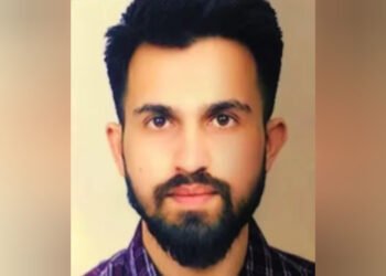 പീഡനം, ഗർഭഛിദ്രം, മതപരിവർത്തന ഭീഷണി: KGMU-ൽ റെസിഡന്റ് ഡോക്ടറെ പുറത്താക്കി; മാതാപിതാക്കൾ അറസ്റ്റിൽ 9 പീഡനം, ഗർഭഛിദ്രം, മതപരിവർത്തന ഭീഷണി: KGMU-ൽ റെസിഡന്റ് ഡോക്ടറെ പുറത്താക്കി; മാതാപിതാക്കൾ അറസ്റ്റിൽ
