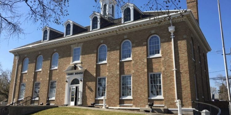 ഹാർഡ് ഡിസ്ക് തെളിവായി; കുട്ടികളുടെ അശ്ലീലദൃശ്യങ്ങൾ കൈവശം വെച്ചയാൾക്ക് തടവ് ശിക്ഷ 1 Estevan Mercury