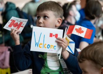 ukrainians-to-maintain-legal-status