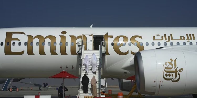 മിഡിൽ ഈസ്റ്റ് വിമാനക്കമ്പനികൾക്ക് അനുമതി: കനേഡിയൻ വിമാനക്കമ്പനികൾ സേവന നിലവാരം ഉയർത്തേണ്ടി വരുമെന്ന് വിലയിരുത്തൽ