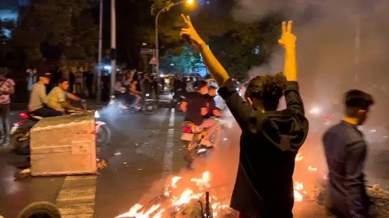 പ്രതിഷേധം മൂന്നാം ആഴ്ചയിലേക്ക്: മരണം 500 കടന്നു, ആയിരത്തിലധികം പേർ അറസ്റ്റിൽ