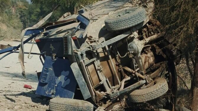 പാക്കിസ്ഥാനിൽ പോലീസ് വാഹനത്തിന് നേരെ ബോംബാക്രമണം: പോലീസ് മേധാവി ഉൾപ്പെടെ ആറു മരണം