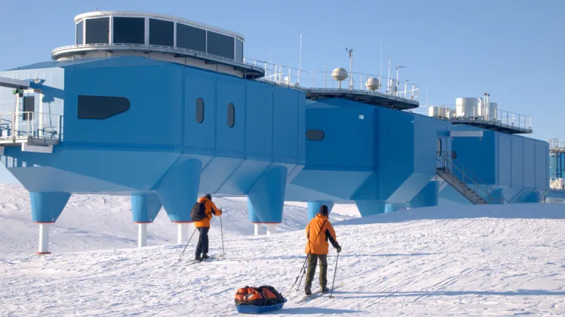 ശാസ്ത്രജ്ഞർക്ക് മാത്രമല്ല, പ്ലംബർമാർക്കും പാചകക്കാർക്കും അന്റാർട്ടിക്കയിലേക്ക് പോകാം; ബ്രിട്ടനും അമേരിക്കയും ആളെ തേടുന്നു