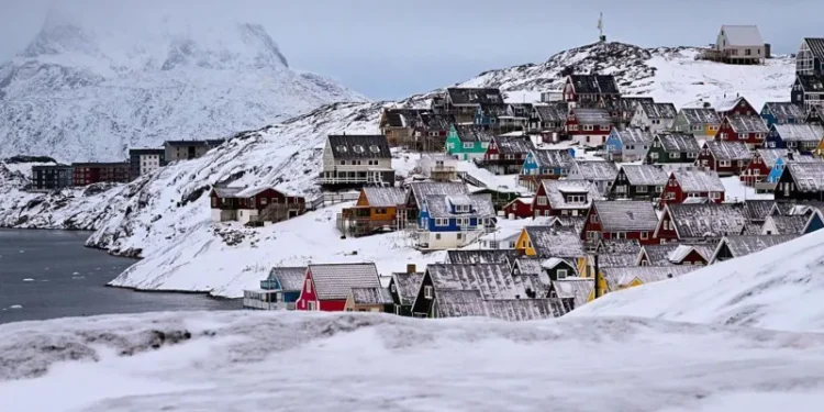 ട്രംപിന് കാനഡയുടെ ഡിപ്ലോമാറ്റിക് ചെക്ക്!; ഗ്രീൻലാൻഡിൽ പുതിയ കോൺസുലേറ്റ് തുറന്നു! 1 Greenland