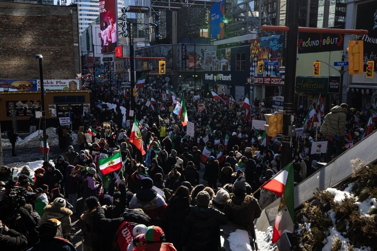 നോർത്ത് യോർക്കിൽ ഇറാൻ ഐക്യദാർഢ്യ റാലി: ഗതാഗത തടസ്സത്തിന് സാധ്യത; യോങ് സ്ട്രീറ്റ് പൂർണ്ണമായും അടച്ചു