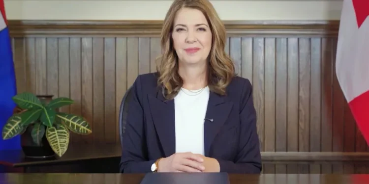 ആൽബർട്ട ഇമിഗ്രേഷൻ റഫറണ്ടം 2026; കുടിയേറ്റക്കാർക്കും വിദ്യാർത്ഥികൾക്കും തിരിച്ചടിയാകാൻ സാധ്യതയുള്ള 5 നിർണ്ണായക ചോദ്യങ്ങൾ 1 Danielle Smith