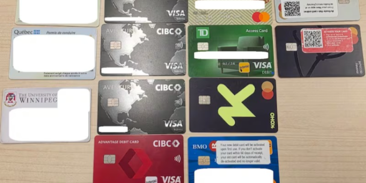 ഒന്റാരിയോയിൽ വാഹനപരിശോധന; മാനിറ്റോബ സ്വദേശിയായ 19-കാരൻ നിരവധി കേസുകളിൽ അറസ്റ്റിൽ