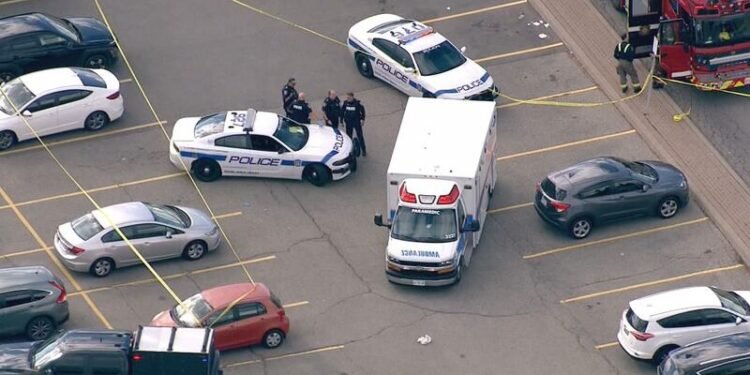 വിന്നിപെഗിൽ തട്ടിക്കൊണ്ടുപോയ രണ്ടു വയസ്സുകാരനെ സുരക്ഷിതമായി കണ്ടെത്തി; രണ്ടുപേർ കസ്റ്റഡിയിൽ 1 police