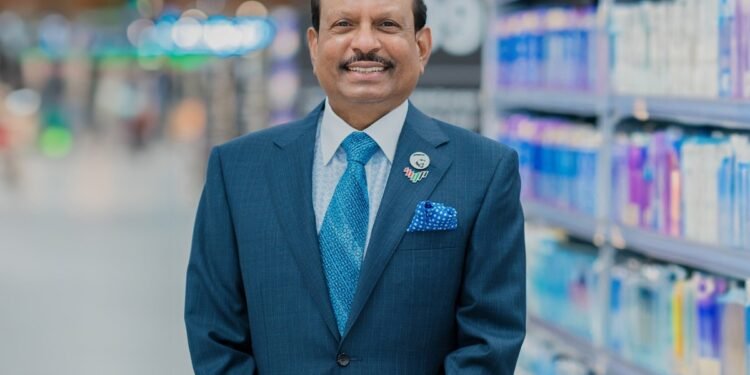 ‘ഏഴരക്കോടിയല്ല, എത്രയായാലും പള്ളി ഞാൻ പണിതു നൽകും’; സമസ്തയുടെ പ്രൊജക്റ്റിലെ പള്ളി നിർമാണം ഏറ്റെടുത്ത് യൂസഫലി