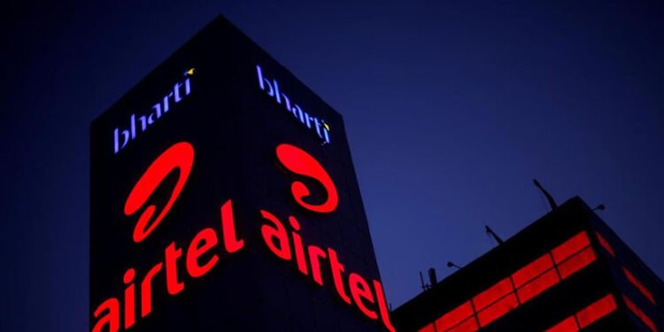 തട്ടിപ്പുകാരോട് സംസാരിക്കുമ്പോഴേക്കും ഫോണിൽ മുന്നറിയിപ്പ് വരും!; ഒടിപി തട്ടിപ്പിന് പൂട്ടിട്ട് എയർടെൽ; സുരക്ഷയ്ക്ക് ഇനി 'എഐ കവചം' 1 തട്ടിപ്പുകാരോട് സംസാരിക്കുമ്പോഴേക്കും ഫോണിൽ മുന്നറിയിപ്പ് വരും!; ഒടിപി തട്ടിപ്പിന് പൂട്ടിട്ട് എയർടെൽ; സുരക്ഷയ്ക്ക് ഇനി ‘എഐ കവചം’