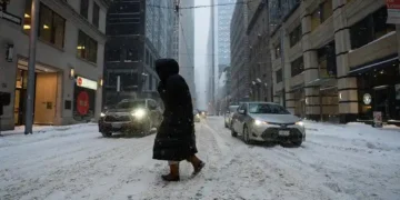 കാനഡയിൽ കാലാവസ്ഥാ വ്യതിയാനം: ഒന്റാരിയോയിൽ അതിശൈത്യം, പടിഞ്ഞാറൻ പ്രവിശ്യകളിൽ റെക്കോർഡ് ചൂട്