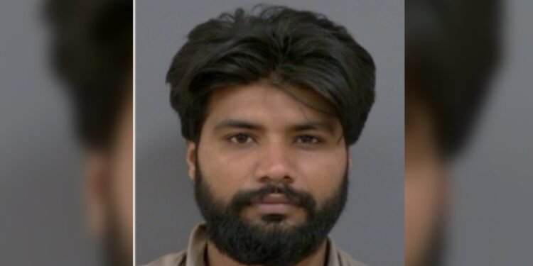 ബ്രാംപ്ടൺ വെടിവെപ്പ്: ഇന്ത്യൻ വംശജനായ യുവാവിനായി വലവിരിച്ച് കനേഡിയൻ പൊലീസ് 1 ബ്രാംപ്ടൺ വെടിവെപ്പ്: ഇന്ത്യൻ വംശജനായ യുവാവിനായി വലവിരിച്ച് കനേഡിയൻ പൊലീസ്