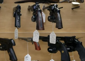 നിയന്ത്രണങ്ങൾ കടുപ്പിച്ചിട്ടും അവസാനിക്കാതെ വെടിയൊച്ചകൾ; കാനഡയിൽ തോക്ക് നിയമങ്ങൾ തോറ്റോ? 1 Strict handgun laws are already in place across Canada