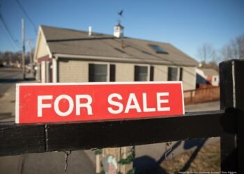 വാങ്ങാൻ ആളുണ്ട്, വിൽക്കാൻ വീടില്ല; പ്രതിസന്ധിയിലായി സസ്കാച്ചവാൻ റിയൽ എസ്റ്റേറ്റ് 1 housing-shortage-