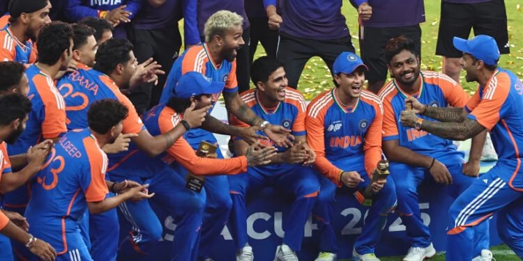 ടി20 ലോകകപ്പ്; "ഇന്ത്യയെ തടയാൻ ആർക്കും കഴിയില്ല!" സെമി ഫൈനലിസ്റ്റുകളെ പ്രവചിച്ച് മൈക്കൽ ക്ലാർക്ക് 1 world-these-four-teams