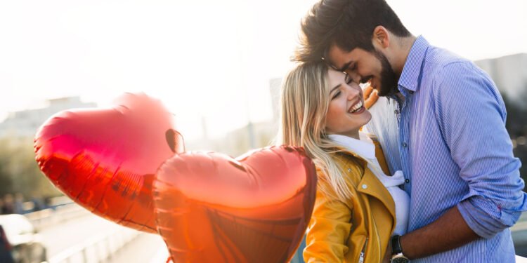 വാലൻ്റൈൻസ് ഡേ 2026: ലാസ്റ്റ് മിനിറ്റ് യാത്ര പ്ലാൻ ചെയ്യുന്നവർക്ക് പോകാൻ മികച്ച 5 റൊമാൻ്റിക് സ്ഥലങ്ങൾ ഇതാ !