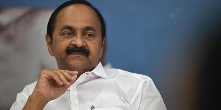 വി.ഡി. സതീശൻ ഇന്ന് പത്രിക സമർപ്പിക്കും; നാമനിർദ്ദേശ പത്രിക നൽകാനുള്ള സമയം ഇന്ന് അവസാനിക്കും