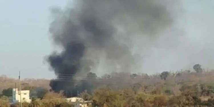 നാഗ്പൂരിൽ സ്ഫോടകവസ്തു നിർമ്മാണ ശാലയിൽ വൻ സ്ഫോടനം; 17 തൊഴിലാളികൾ കൊല്ലപ്പെട്ടു 1 നാഗ്പൂരിൽ സ്ഫോടകവസ്തു നിർമ്മാണ ശാലയിൽ വൻ സ്ഫോടനം; 17 തൊഴിലാളികൾ കൊല്ലപ്പെട്ടു