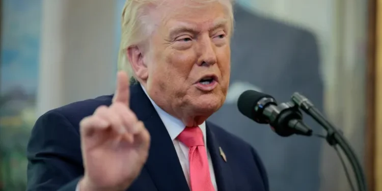 ഇറാൻ ചർച്ചയ്ക്ക് യാചിക്കുന്നുവെന്ന് ട്രംപ്; ഉപാധികളുമായി ടെഹ്‌റാൻ