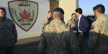 കുവൈറ്റിലെ കനേഡിയൻ സൈനിക കേന്ദ്രത്തിന് നേരെ ഇറാൻ്റെ മിസൈൽ ആക്രമണം: വിവരം മറച്ചുവെച്ചതിൽ സർക്കാരിനെതിരെ കടുത്ത വിമർശനം