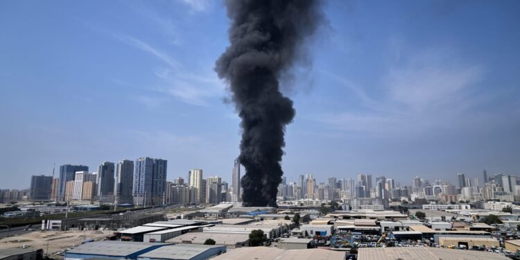 റിയാദിലെ യുഎസ് എംബസിക്ക് നേരെ ഡ്രോൺ ആക്രമണം; ഇറാൻ-ഇസ്രായേൽ സംഘർഷം ഗൾഫ് മേഖലയിലേക്കും വ്യാപിക്കുന്നു