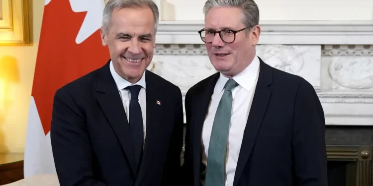 മാർക്ക് കാർണിയും കെയർ സ്റ്റാർമറും ലണ്ടനിൽ കൂടിക്കാഴ്ച നടത്തി; ഇറാൻ യുദ്ധവും ആഗോള സുരക്ഷയും ചർച്ചയായി 1 മാർക്ക് കാർണിയും കെയർ സ്റ്റാർമറും ലണ്ടനിൽ കൂടിക്കാഴ്ച നടത്തി; ഇറാൻ യുദ്ധവും ആഗോള സുരക്ഷയും ചർച്ചയായി