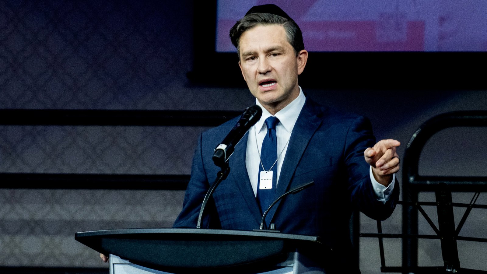 ഇറാൻ യുദ്ധം: പാർലമെന്റ് ചർച്ചയിൽ പ്രധാനമന്ത്രി പങ്കെടുക്കാത്തതിനെതിരെ രൂക്ഷമായ വിമർശനവുമായി പിയറി പൊയ്‌ലിവ്രെ