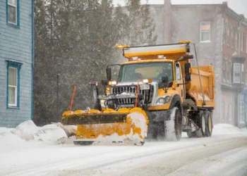 മഞ്ഞ് നീക്കുന്ന വാഹനങ്ങൾക്ക് പേരിടാം; ജനങ്ങളുടെ സഹായം തേടി സെന്റ് ജോൺ നഗരസഭ