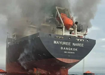 യുഎസ്-ഇറാൻ പോരാട്ടം മൂന്നാം വാരത്തിലേക്ക്; ഗൾഫിൽ യുദ്ധം മുറുകുന്നു, ഹോർമുസ് കടലിടുക്കിലേക്ക് യുദ്ധക്കപ്പലുകളെ അയക്കണം; ലോകരാഷ്ട്രങ്ങളോട് ട്രംപ്