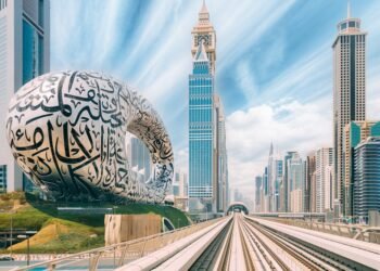 സുരക്ഷിത നിക്ഷേപത്തിന് മങ്ങലേൽക്കുന്നുവോ? ദുബായ് റിയൽ എസ്റ്റേറ്റ് വിപണിയിൽ വൻ തകർച്ചയെന്ന് റിപ്പോർട്ടുകൾ; നിക്ഷേപകർ ആശങ്കയിൽ