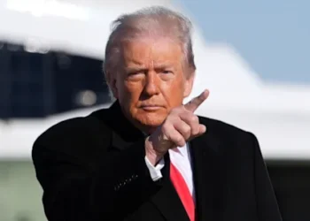 ഇറാൻ സൈന്യം കീഴടങ്ങണം; അല്ലെങ്കിൽ പ്രത്യാഘാതം കടുക്കും: മുന്നറിയിപ്പുമായി ട്രംപ്