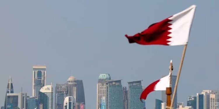 ഖത്തറിന്റെ സൈനിക ഹെലികോപ്റ്റർ തകർന്നു: 6 മരണം; കാണാതായവർക്കായി തിരച്ചിൽ‍