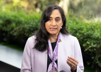 മിഡിൽ ഈസ്റ്റ് കത്തുന്നു!; പത്ത് രാജ്യങ്ങളിലേക്കുള്ള യാത്ര ഒഴിവാക്കാൻ കാനഡയുടെ കർശന നിർദ്ദേശം