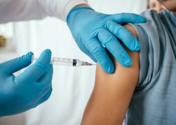 വാക്സിനേഷൻ രേഖ നൽകിയില്ലെങ്കിൽ സസ്‌പെൻഷൻ; പീൽ മേഖലയിലെ 16,000 വിദ്യാർത്ഥികൾ പ്രതിസന്ധിയിൽ