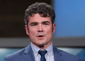 'ഈ യുദ്ധം ഇസ്രായേൽ സമ്മർദ്ദം മൂലം'; ട്രംപിനെ തള്ളി യുഎസ് ഉന്നതോദ്യോഗസ്ഥന്റെ പടിയിറക്കം 1 ‘ഈ യുദ്ധം ഇസ്രായേൽ സമ്മർദ്ദം മൂലം’; ട്രംപിനെ തള്ളി യുഎസ് ഉന്നതോദ്യോഗസ്ഥന്റെ പടിയിറക്കം