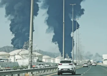 ഖാർഗ് ദ്വീപ് തകർത്തെന്ന് ട്രംപ്; യുഎഇയിൽ ഇറാന്റെ മിസൈൽ വർഷം, ആഗോള ഇന്ധനവിപണി കടുത്ത പ്രതിസന്ധിയിലേക്ക്; യുദ്ധം മൂന്നാം ആഴ്ചയിലേക്ക്