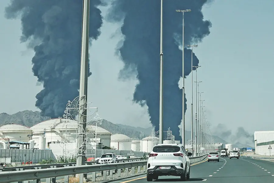 ഖാർഗ് ദ്വീപ് തകർത്തെന്ന് ട്രംപ്; യുഎഇയിൽ ഇറാന്റെ മിസൈൽ വർഷം, ആഗോള ഇന്ധനവിപണി കടുത്ത പ്രതിസന്ധിയിലേക്ക്; യുദ്ധം മൂന്നാം ആഴ്ചയിലേക്ക്