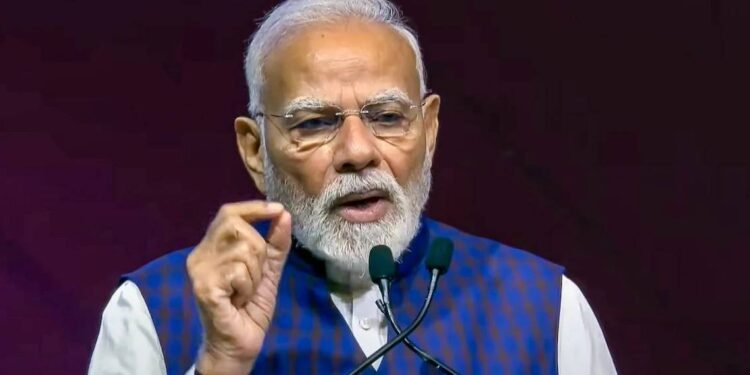 എൽപിജി പ്രതിസന്ധി: കേന്ദ്ര സർക്കാർ എല്ലാം ചെയ്യുന്നു, പരിഭ്രാന്തി പരത്തുന്നത് ചിലരുടെ അജണ്ടയെന്ന് നരേന്ദ്ര മോദി 1 എൽപിജി പ്രതിസന്ധി: കേന്ദ്ര സർക്കാർ എല്ലാം ചെയ്യുന്നു, പരിഭ്രാന്തി പരത്തുന്നത് ചിലരുടെ അജണ്ടയെന്ന് നരേന്ദ്ര മോദി