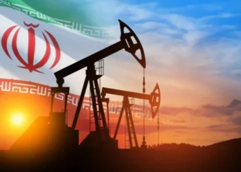 യുദ്ധം മുറുകുന്നു; തിരിച്ചടിച്ചാൽ ഹോർമുസ് കടലിടുക്ക് പൂട്ടും; ട്രംപിന് ഇറാന്റെ മുന്നറിയിപ്പ്